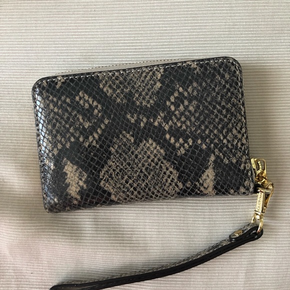 Michael Kors Mini Zip Wallet - Picture 3 of 4